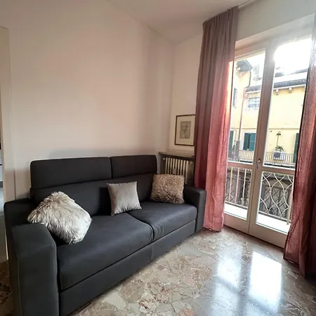 Vendégház Catullo 12 *