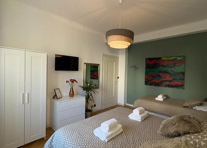 Affittacamere Catullo 12 *