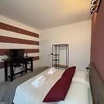Catullo 12 - Le Arche Konukevi *