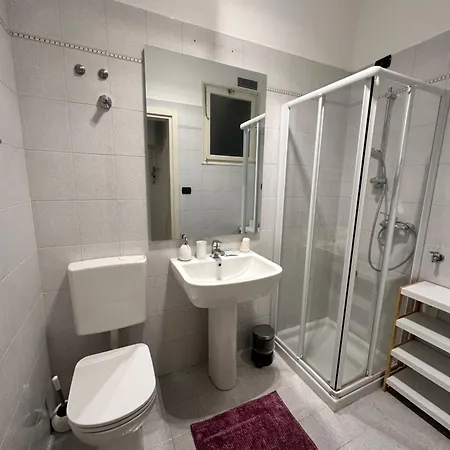 بيت ضيافة Catullo 12 *